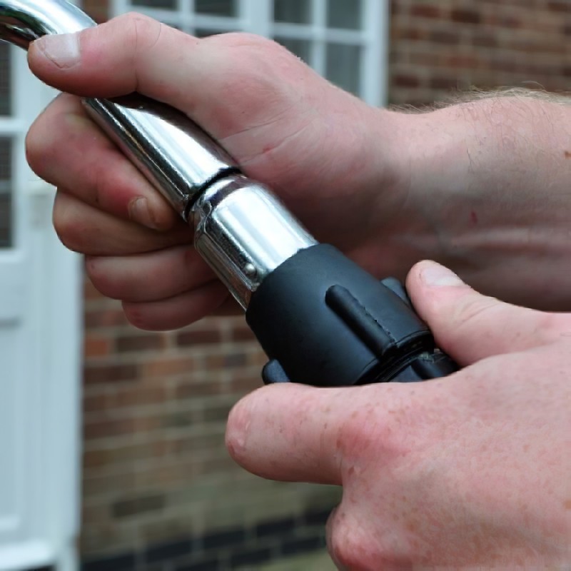 Kingfisher Telescopic Hose Pipe Fed Water Jet Gutter Cleaner BRT7000N Budget ???? Kingfisher Garden Kingfisher Telescopic Hose Pipe Fed Water Jet Gutter Cleaner BRT7000N ???? -Everbuild shop unnamed file 359